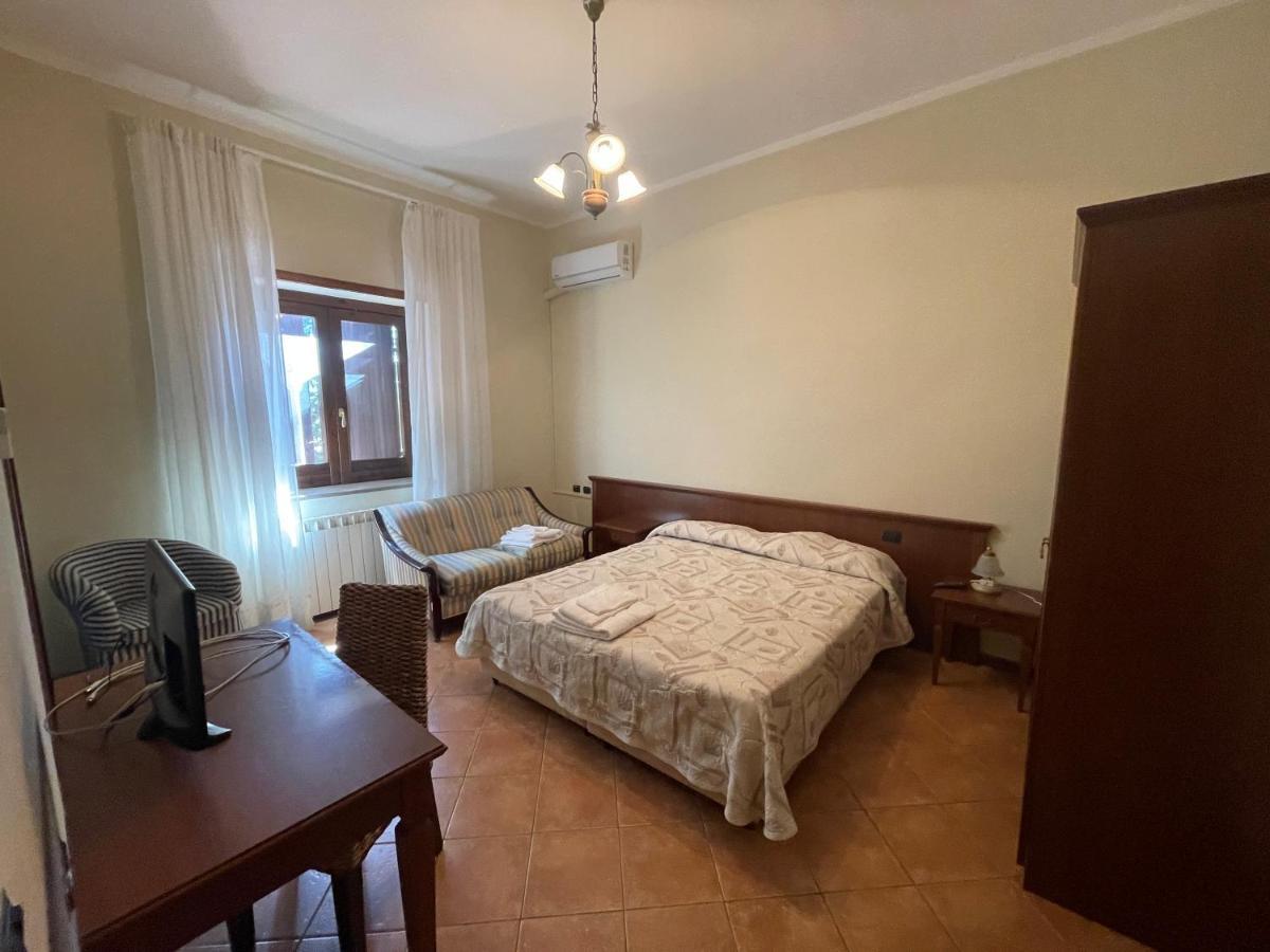 Agriturismo Al Gallo Verde Altavilla Silentina エクステリア 写真