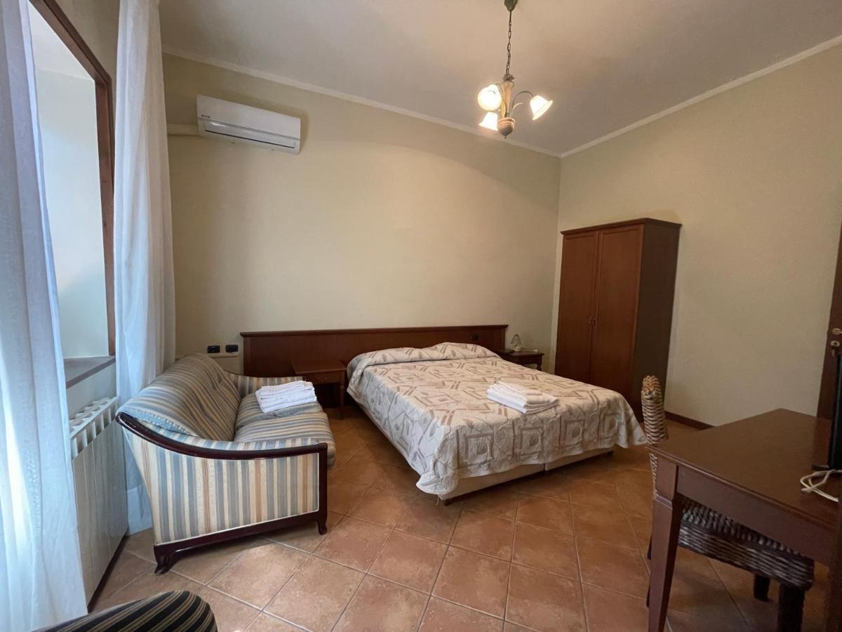 Agriturismo Al Gallo Verde Altavilla Silentina エクステリア 写真