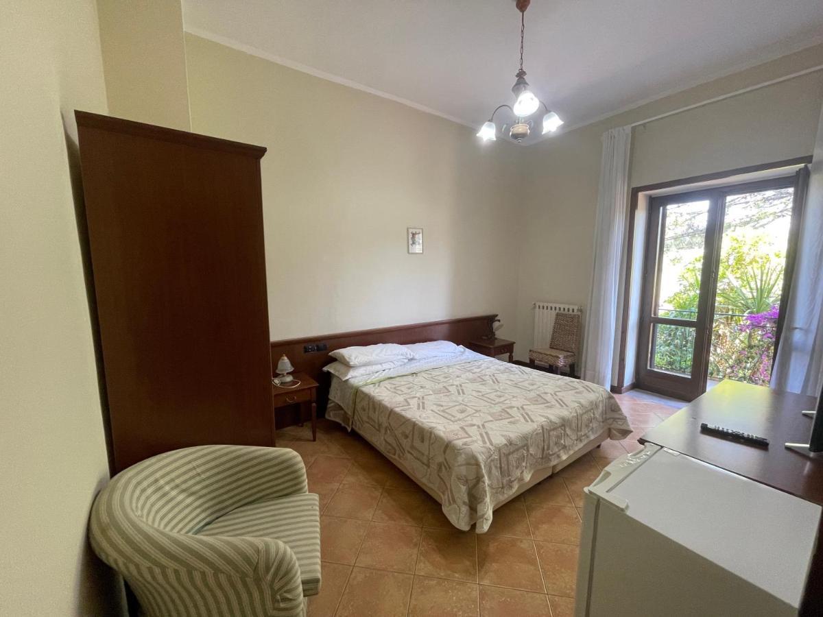 Agriturismo Al Gallo Verde Altavilla Silentina エクステリア 写真